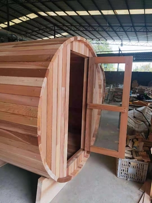 Catégorie claire Cedar Barrel Sauna rouge 4Person 6kw sans porche pour les saunas extérieurs