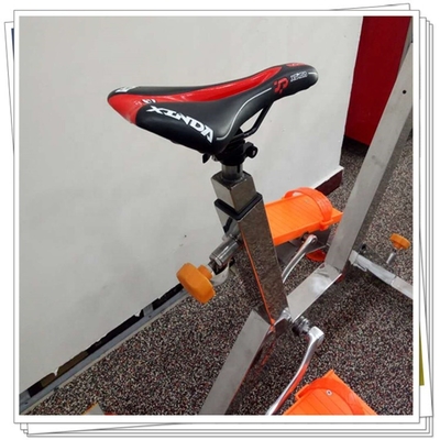 Vélo hydraulique de l'eau populaire Aqua Bike Pool Bike 28KG pour le gymnase et le club